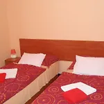 Fako Resort 2*