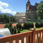 Fako Resort 2*