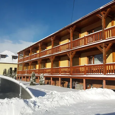 Resort Fako 2*