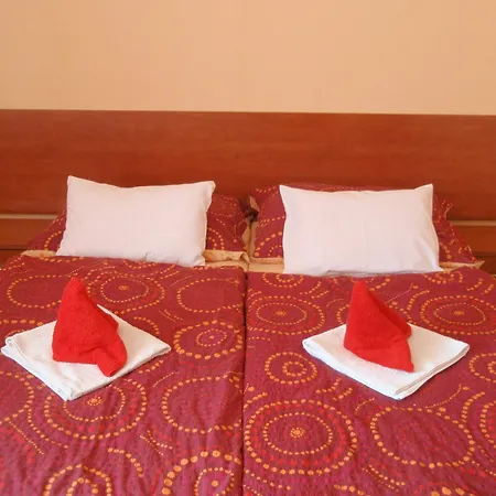 Fako Resort 2*