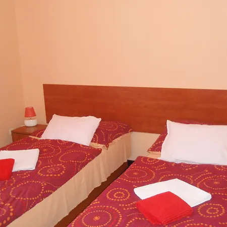 Fako Resort 2*